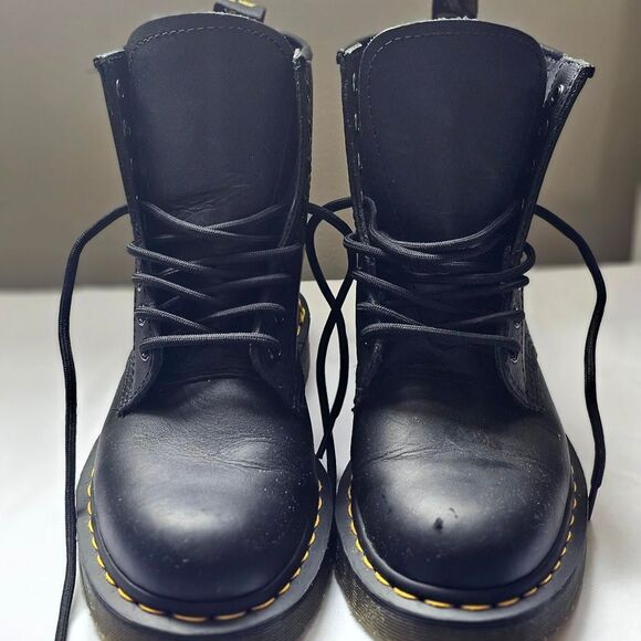 Dr. Martens 1460 boots Sz 7 - Picture 2 of 5
